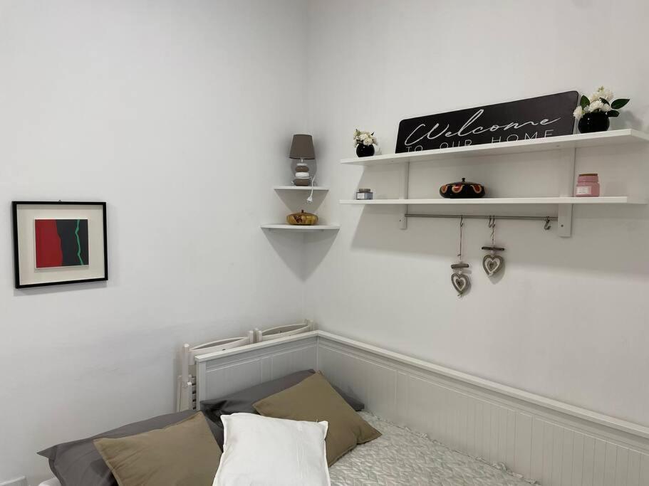 Apartamento Tiny House - 15 Minutes To Duomo Milán